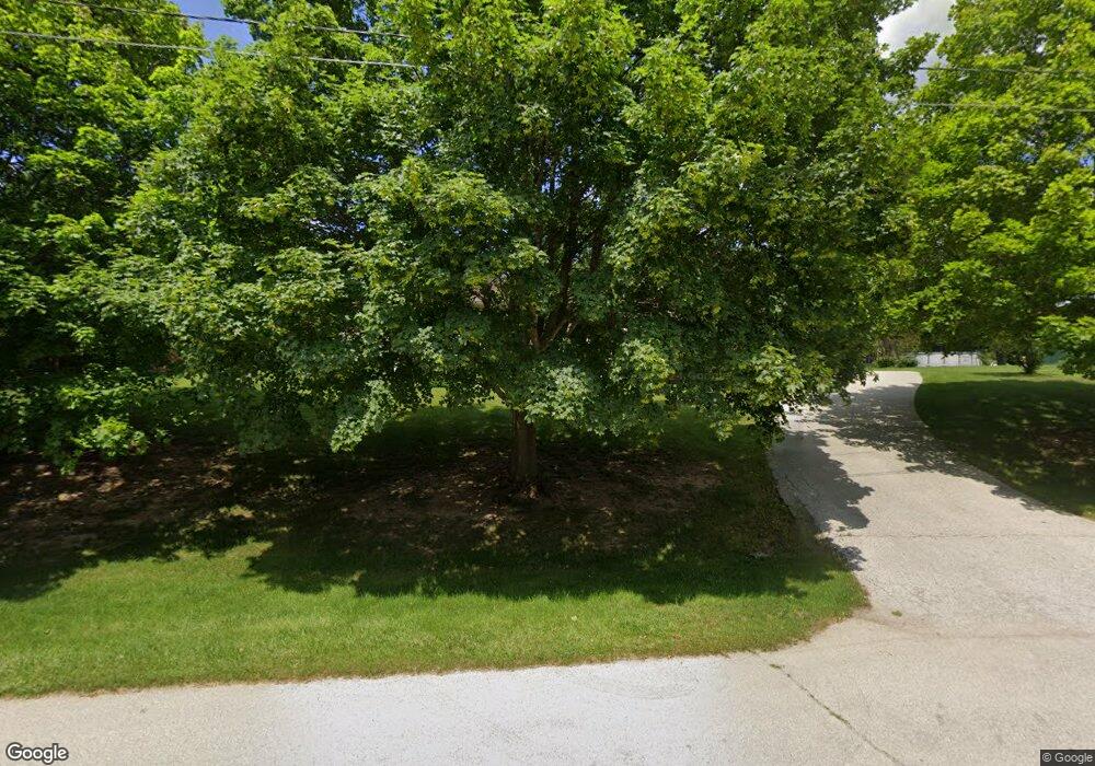 4561 Harvest Cir, Manitowoc, WI 54220 - photo 1