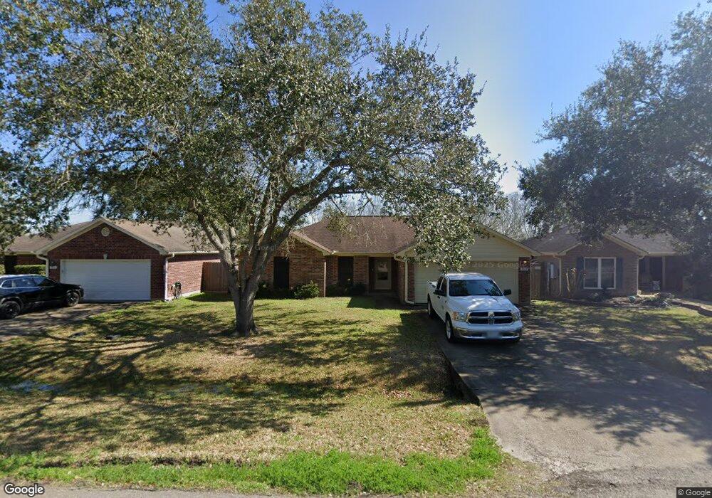 1024 County Road 855a, Alvin, TX 77511 - photo 1