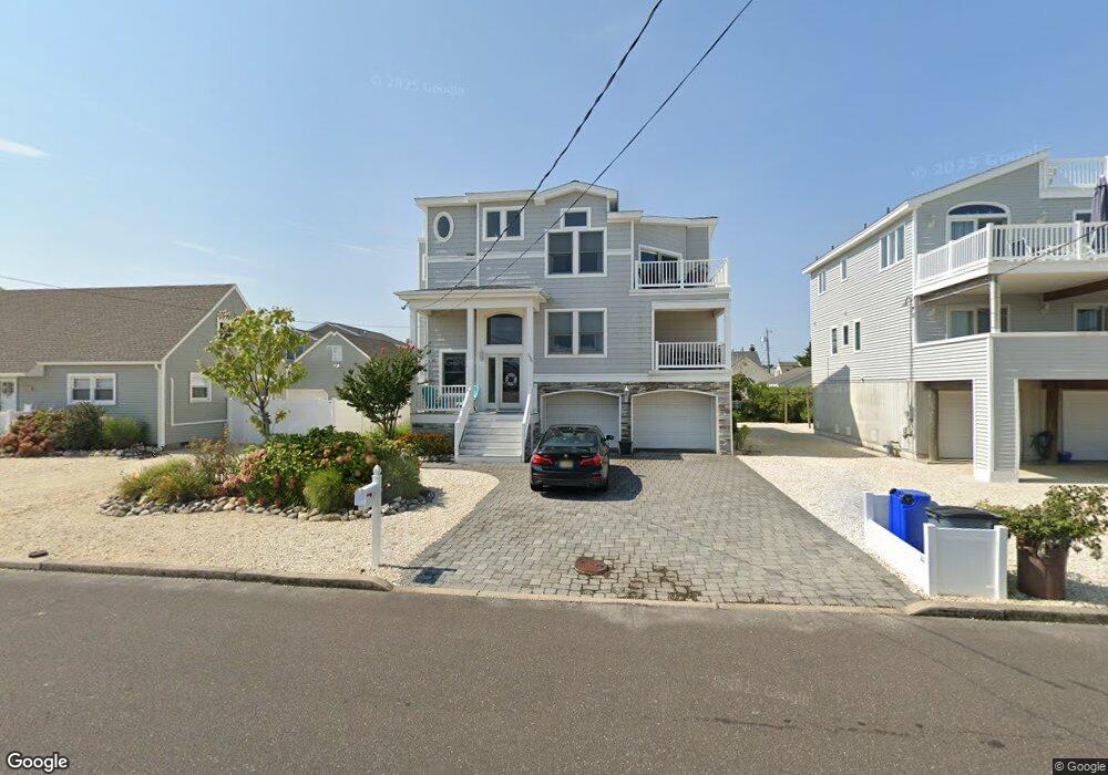 256 W 14th St, Ship Bottom, NJ 08008 - photo 1