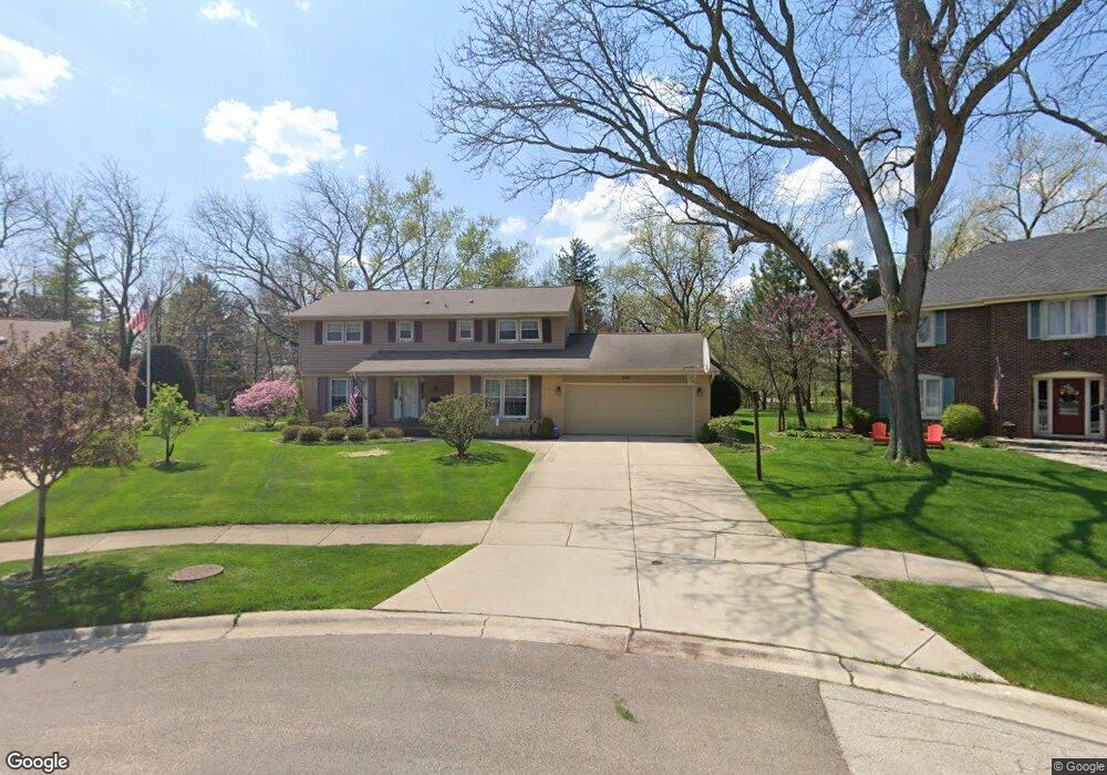 340 Browning Ct, Wheaton, IL 60189 - photo 1