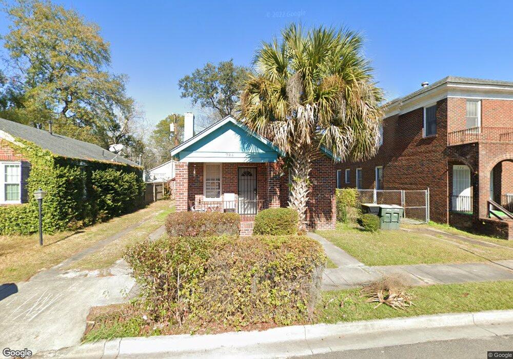 724 E 40th St, Savannah, GA 31401 - photo 1