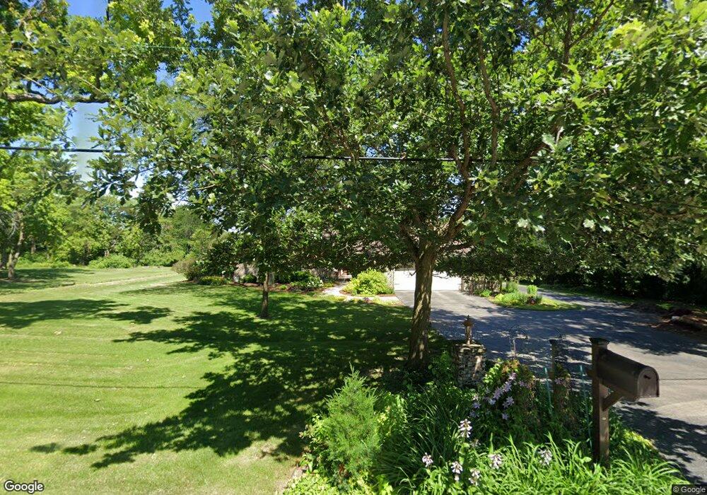 8S721 Yackley Ave, Naperville, IL 60565 - photo 1