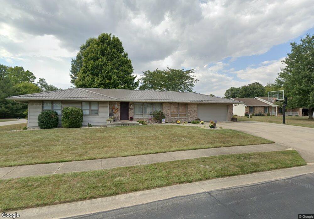 1607 Jack Ct, Effingham, IL 62401 - photo 1