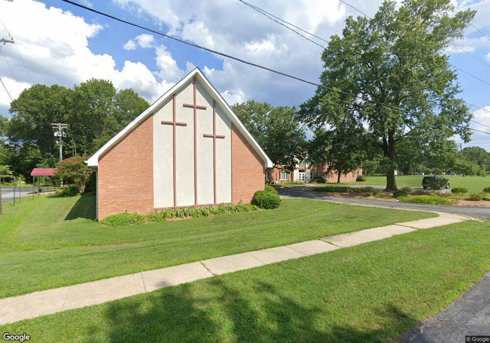 7610 Sandy Spring Rd, Laurel, MD 20707 - photo 1