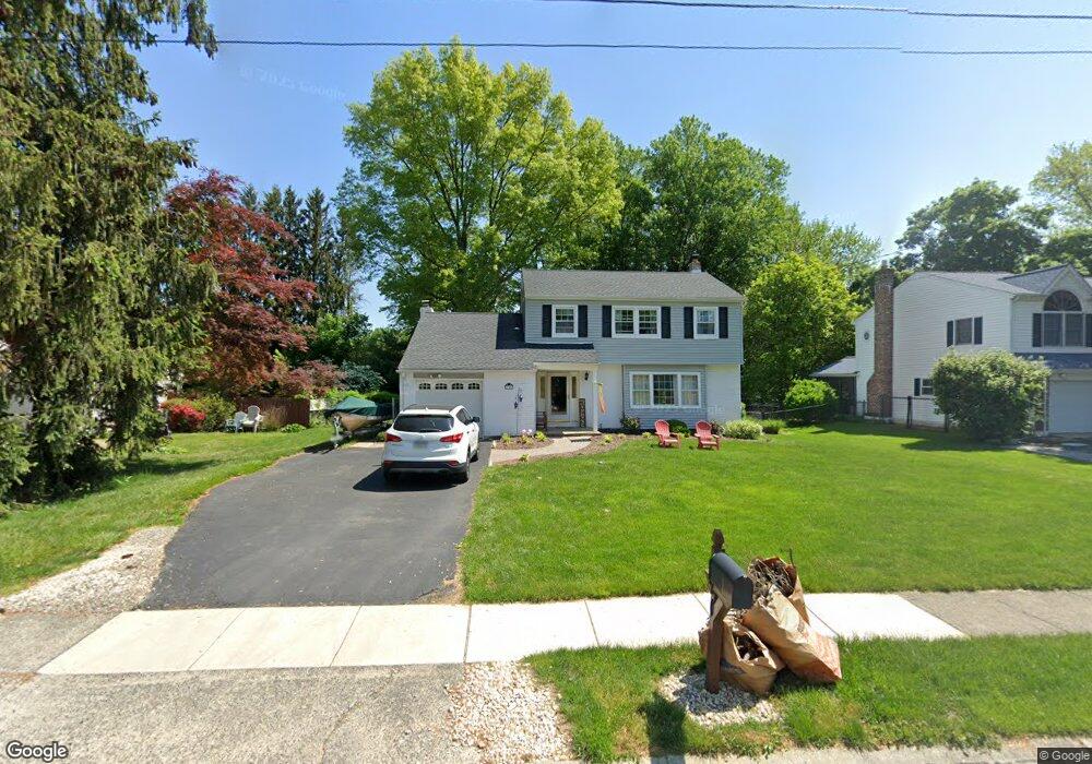 120 Lakeview Dr, Exton, PA 19341 - photo 1