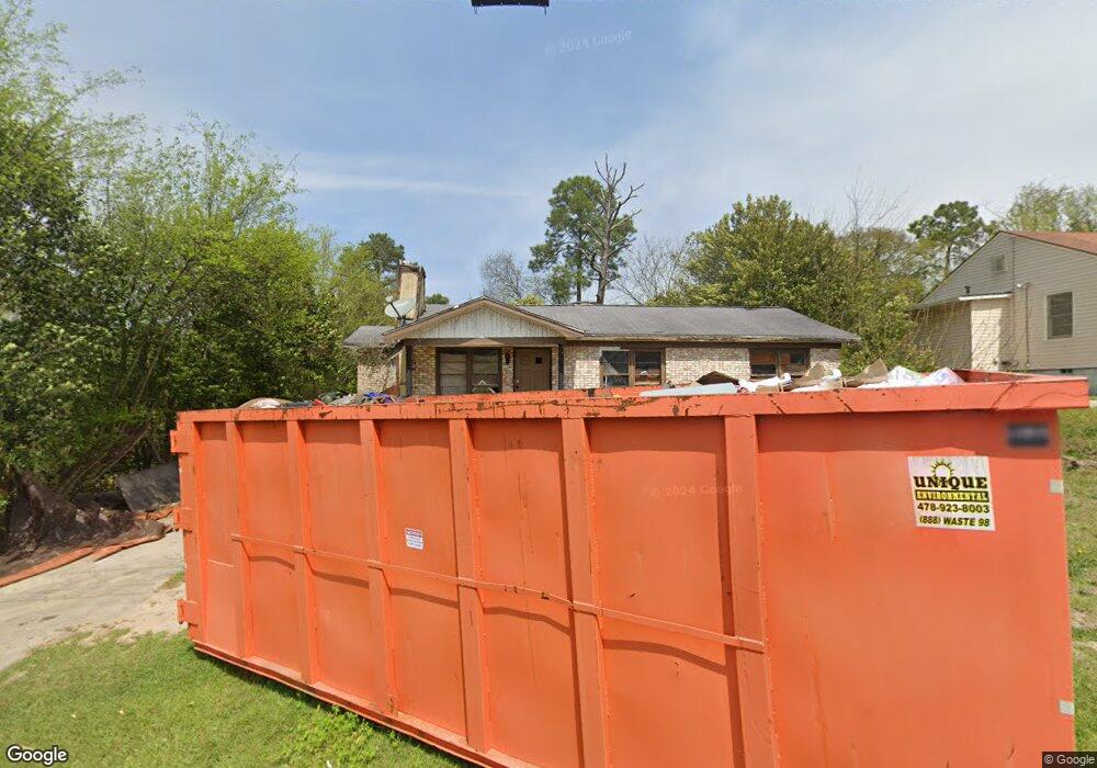 949 Ponce de Leon Cir N, Macon, GA 31206 - photo 1