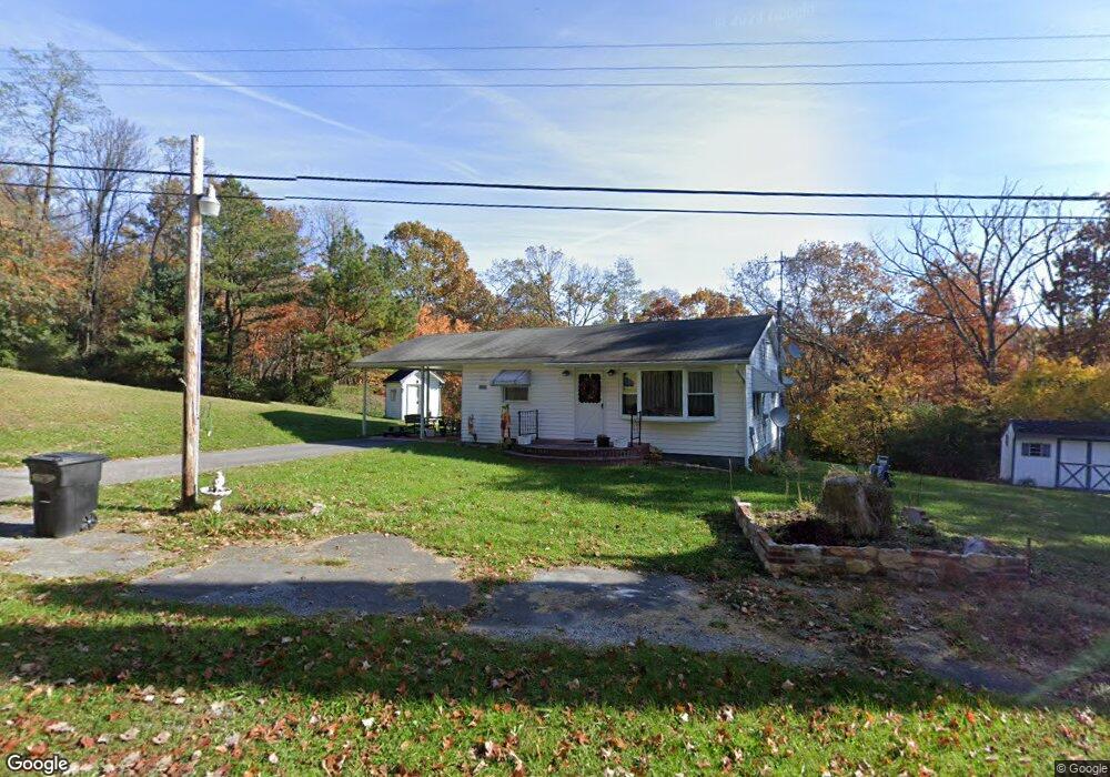 13457 Millstone Cir, Hancock, MD 21750 - photo 1