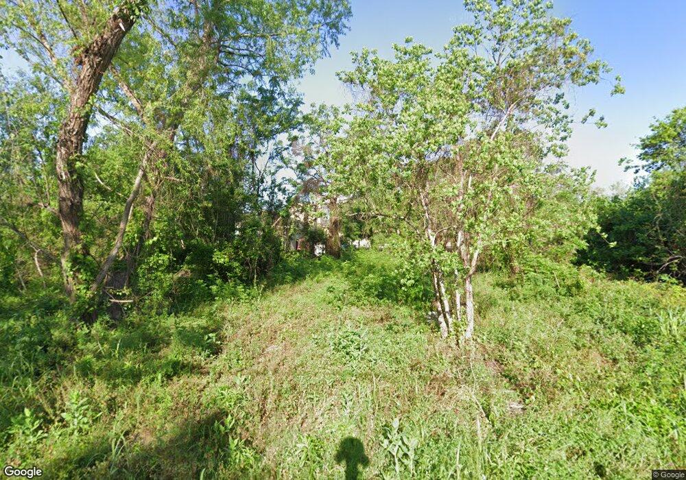 2428 Choctaw St, New Orleans, LA 70117 - photo 1