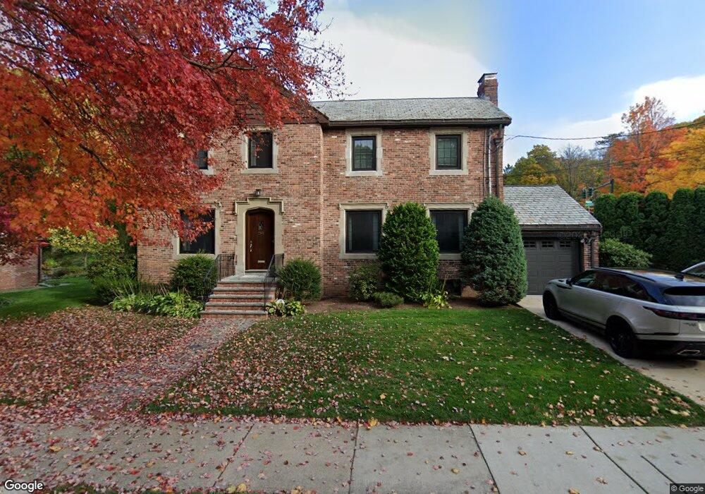 54 Avondale Rd, Newton Center, MA 02459 - photo 1