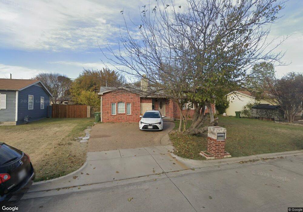 709 Shady Ln, Hurst, TX 76053 - photo 1