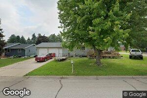 305 2nd St NE, Plainview, MN 55964