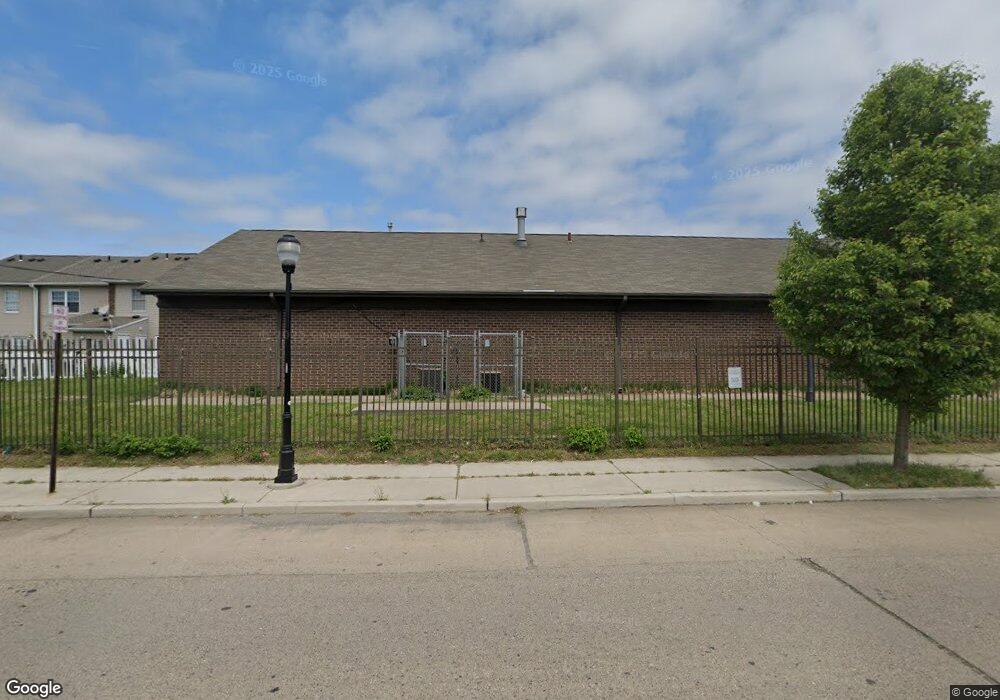 302 Senate Ct, Camden, NJ 08103 - photo 1