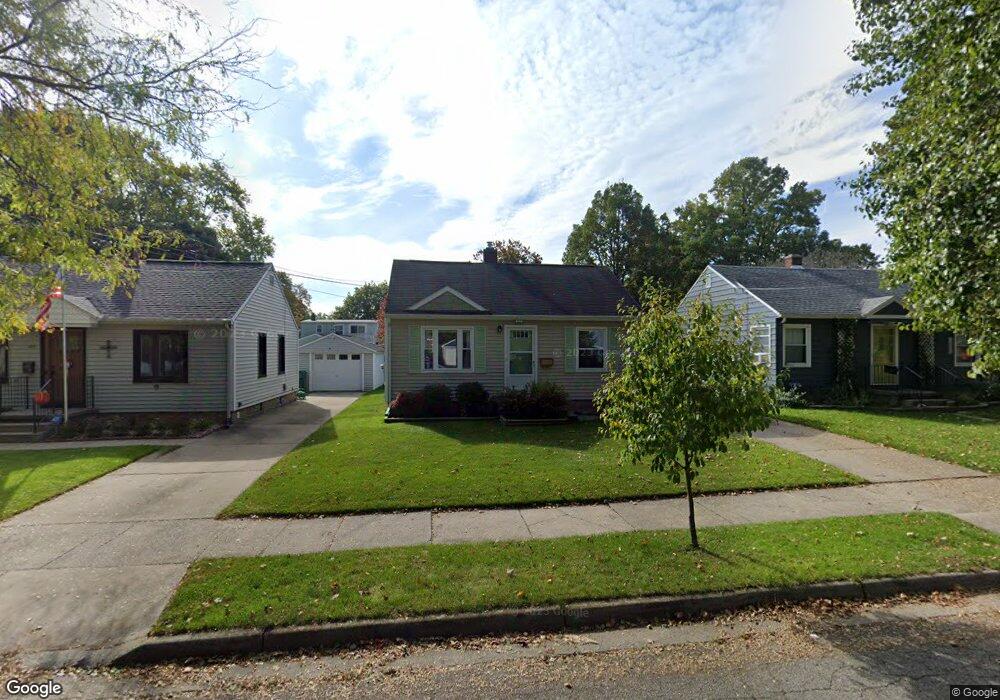 1411 Lenore Ave, Lansing, MI 48910 - photo 1