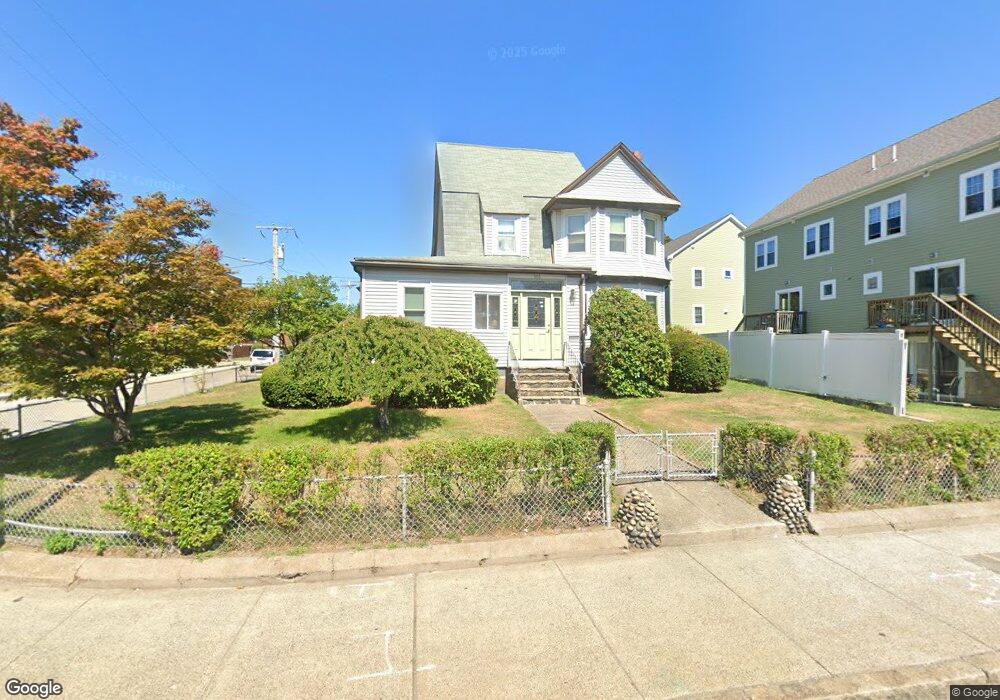 566 Washington St, Quincy, MA 02169 - photo 1