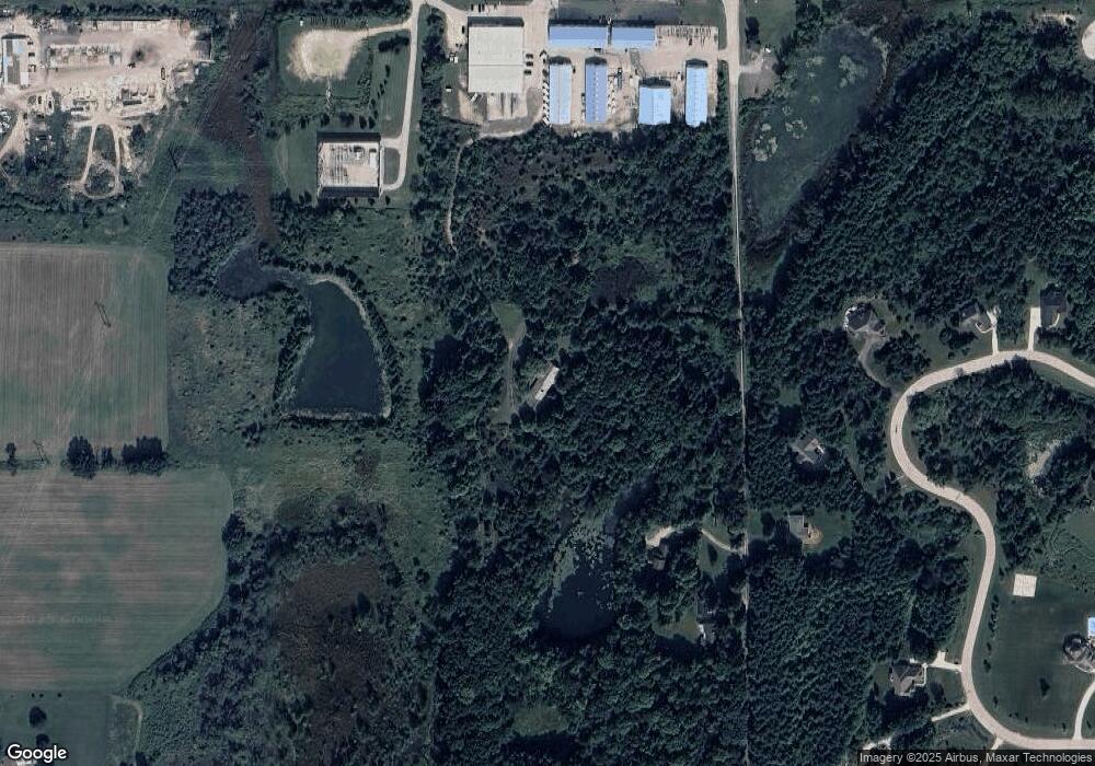 6335 Riesch Rd, West Bend, WI 53095 - photo 1