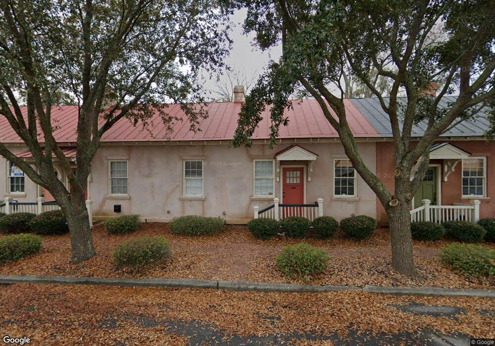 105 W 46th St, Savannah, GA 31405 - photo 1