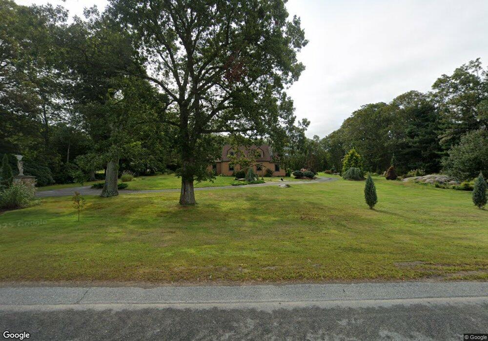 1566 Scituate Ave, Cranston, RI 02921 - photo 1