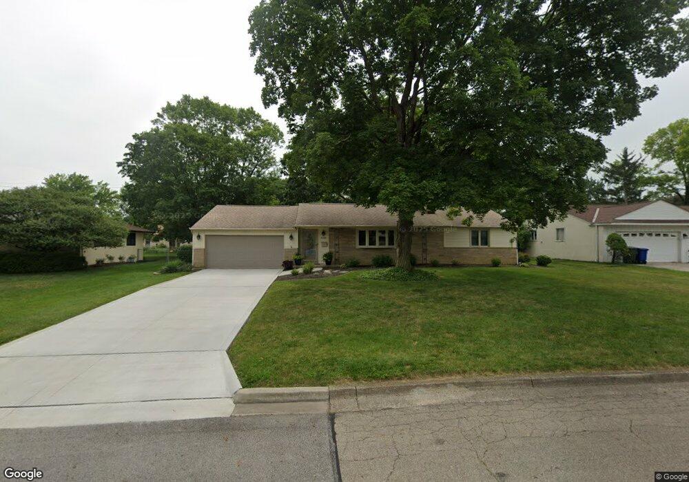 4228 Fairoaks Dr, Columbus, OH 43214 - photo 1