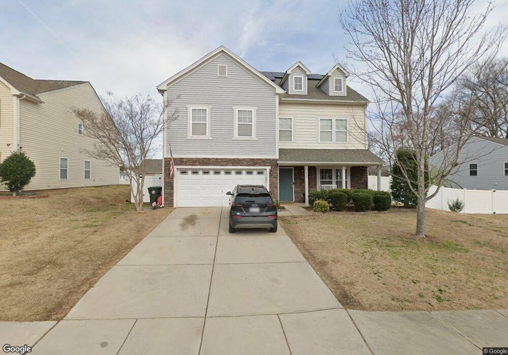 1829 Tradd Ave unit 220, Clover, SC 29710 - photo 1