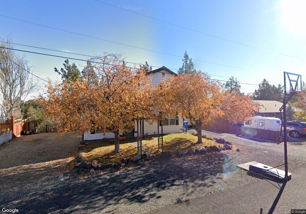 1746 SW 21st St, Redmond, OR 97756 - photo 1