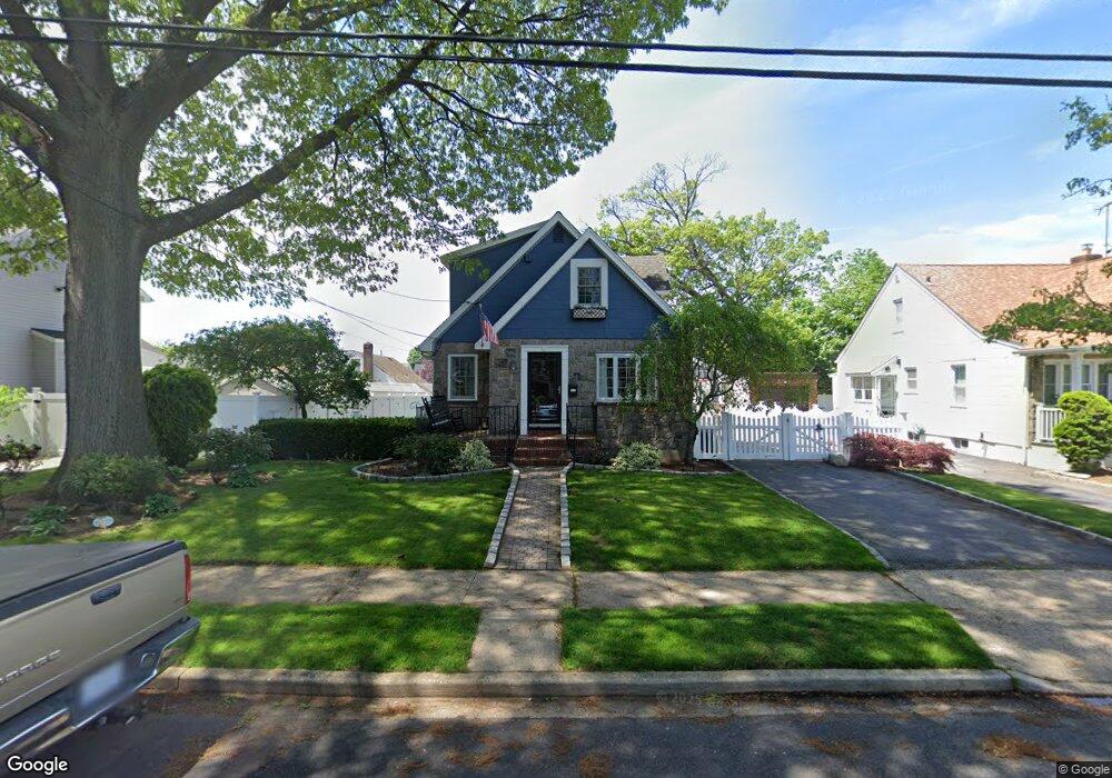 168 Ribbon St, Franklin Square, NY 11010 - photo 1