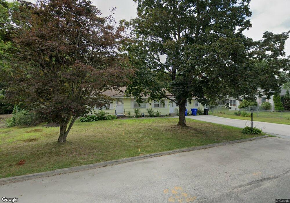 4 Spruce St, Hudson, NH 03051 - photo 1