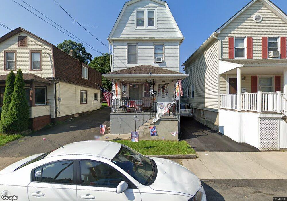 239 Taft St, Hanover Township, PA 18706 - photo 1