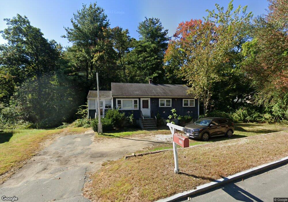 370 Russell St, Woburn, MA 01801 - photo 1