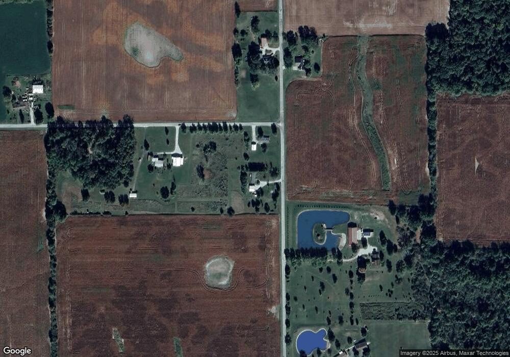 2562 S 800 W, Huntington, IN 46750 - photo 1