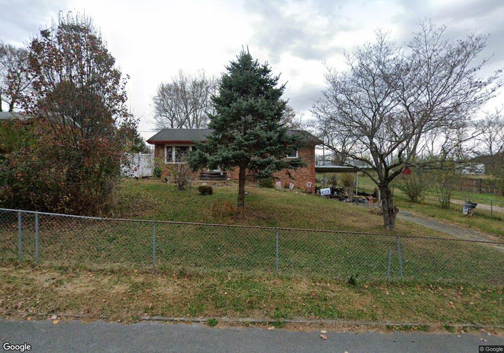 1415 Stoneybrook Dr, Johnson City, TN 37601 - photo 1