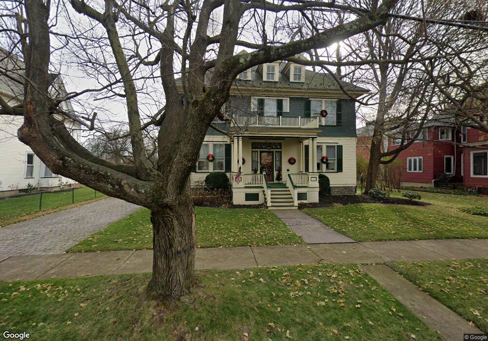 285 N Maple Ave, Kingston, PA 18704 - photo 1