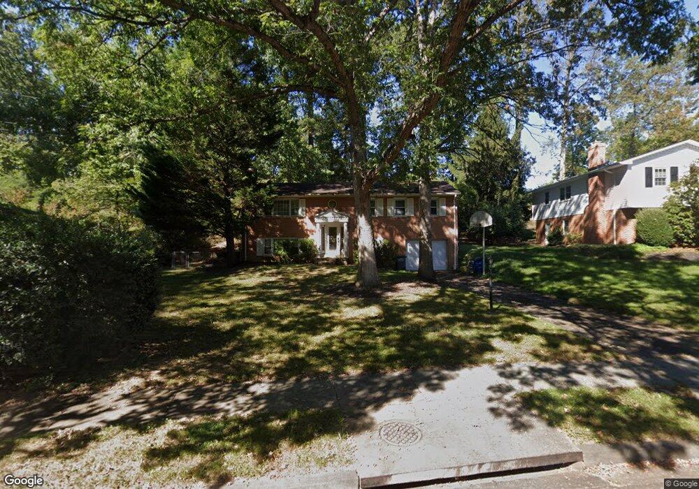 9514 Rockport Rd, Vienna, VA 22180 - photo 1