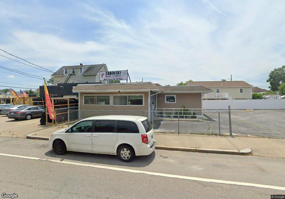 139 Benefit St unit 1, Pawtucket, RI 02861 - photo 1