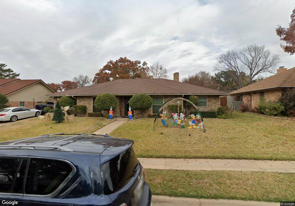 321 Warbler Dr, Bedford, TX 76021 - photo 1