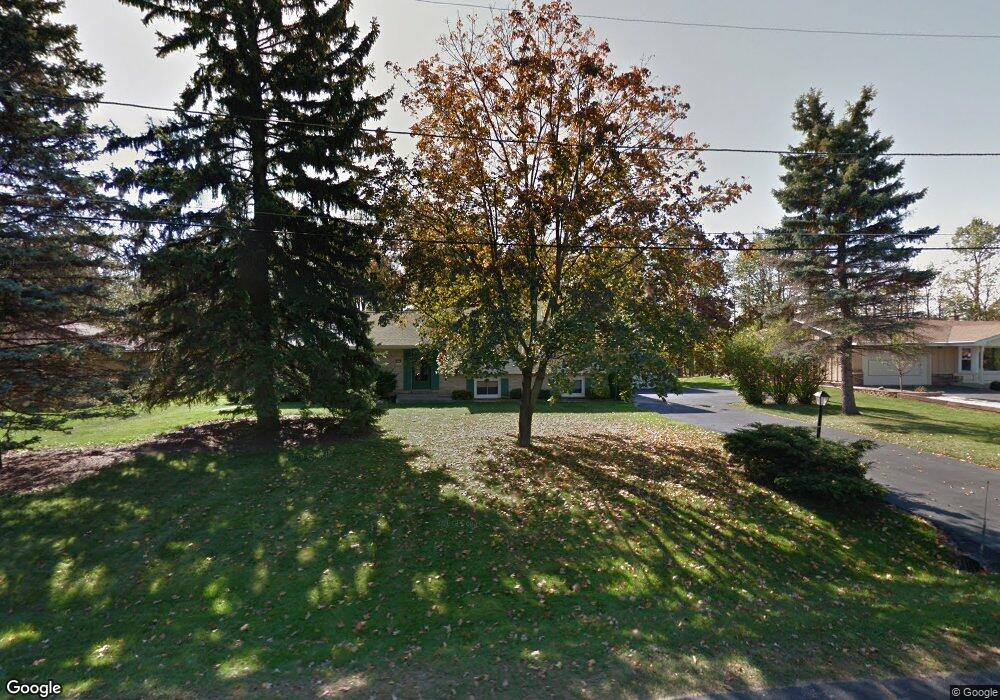 N68W13233 Ranch Rd, Menomonee Falls, WI 53051 - photo 1