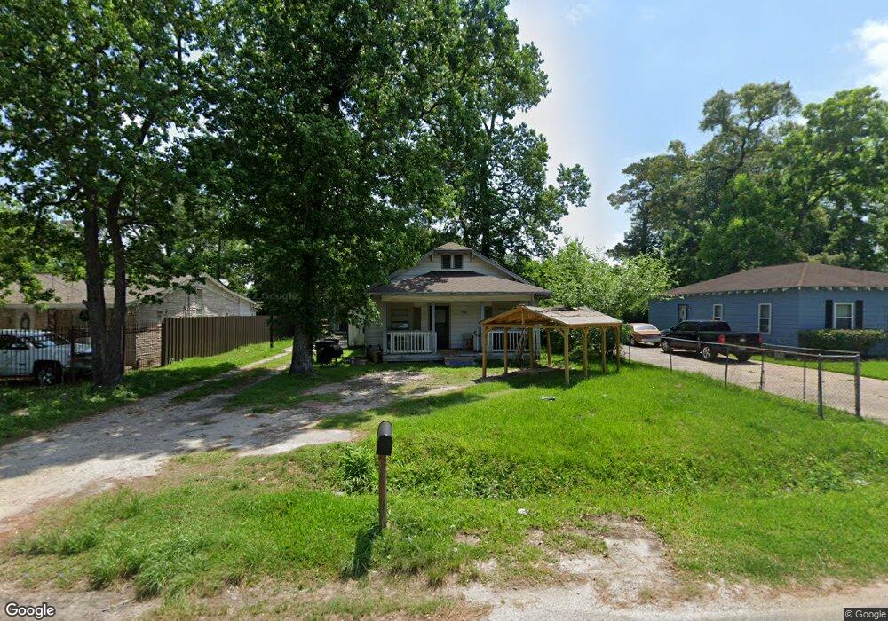 9406 Compton St, Houston, TX 77016 - photo 1