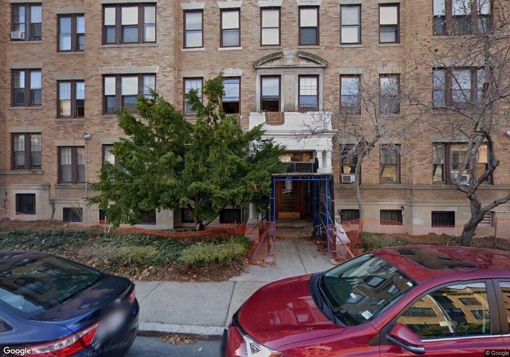 3 Crawford St unit 2,3, Cambridge, MA 02139 - photo 1