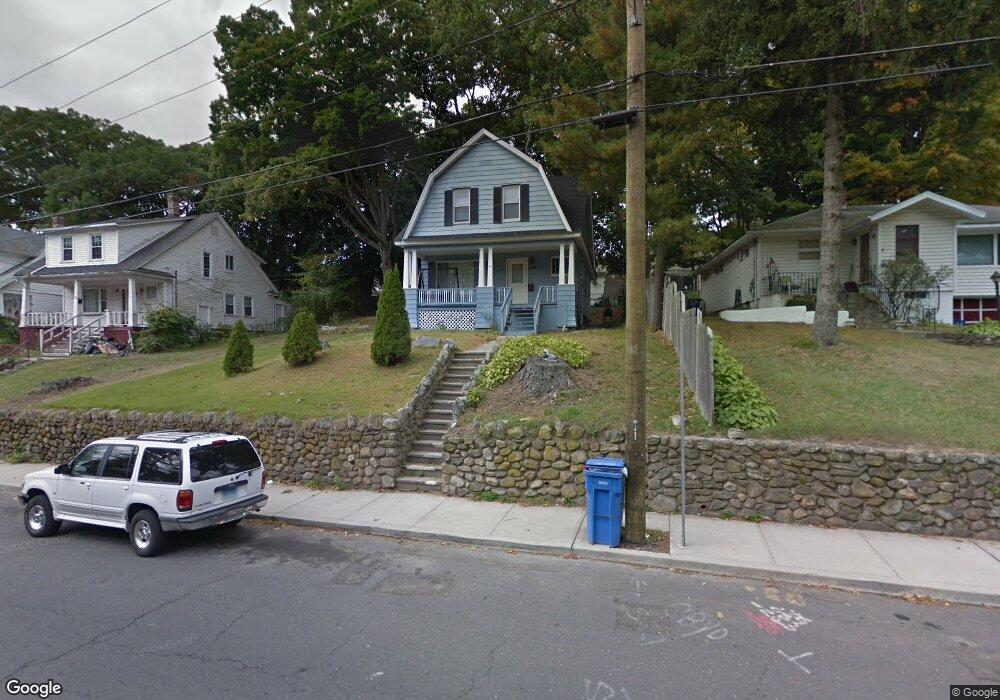 565 Cooke St, Waterbury, CT 06710 - photo 1