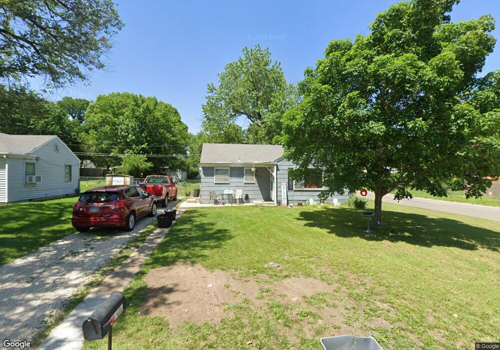 4200 SW 23rd St, Topeka, KS 66614 - photo 1
