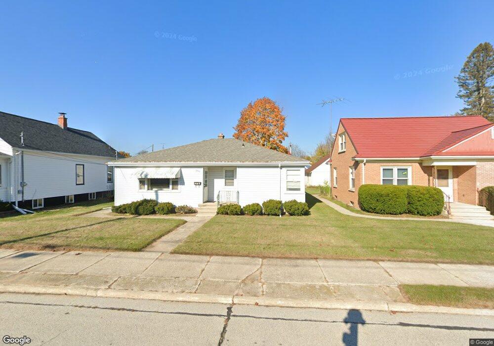 2120 30th St, Two Rivers, WI 54241 - photo 1