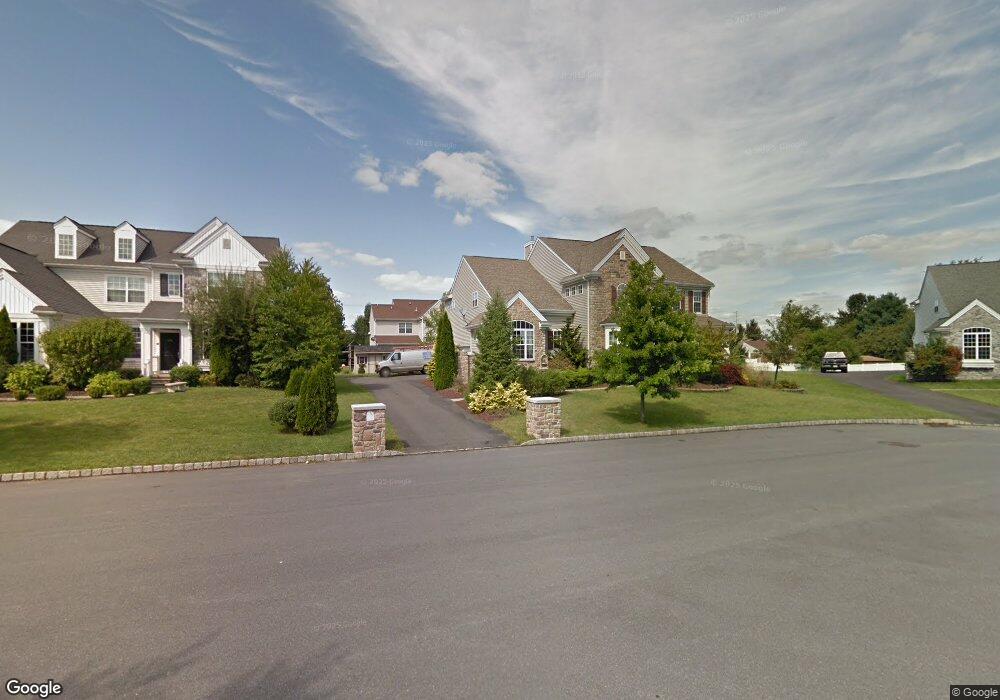 890 Garden Ct, Easton, PA 18040 - photo 1