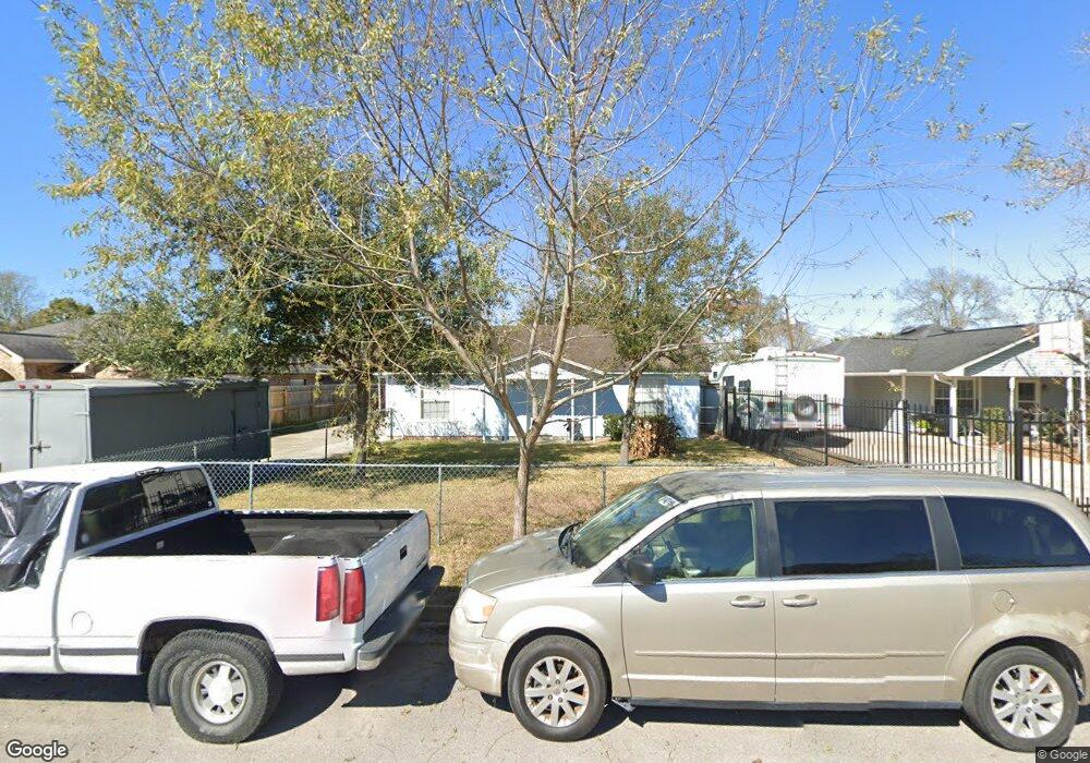 7727 Southern St unit 1/2, Houston, TX 77087 - photo 1