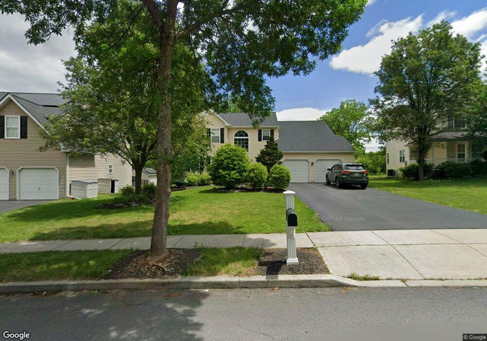 6928 Lincoln Dr, Macungie, PA 18062 - photo 1