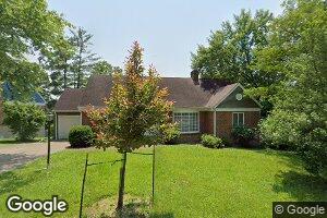 7001 Rowan Hill Dr, Cincinnati, OH 45227