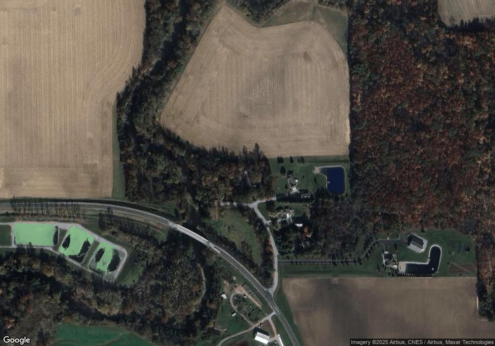 18550 County Road 115a unit 3, Wapakoneta, OH 45895 - photo 1