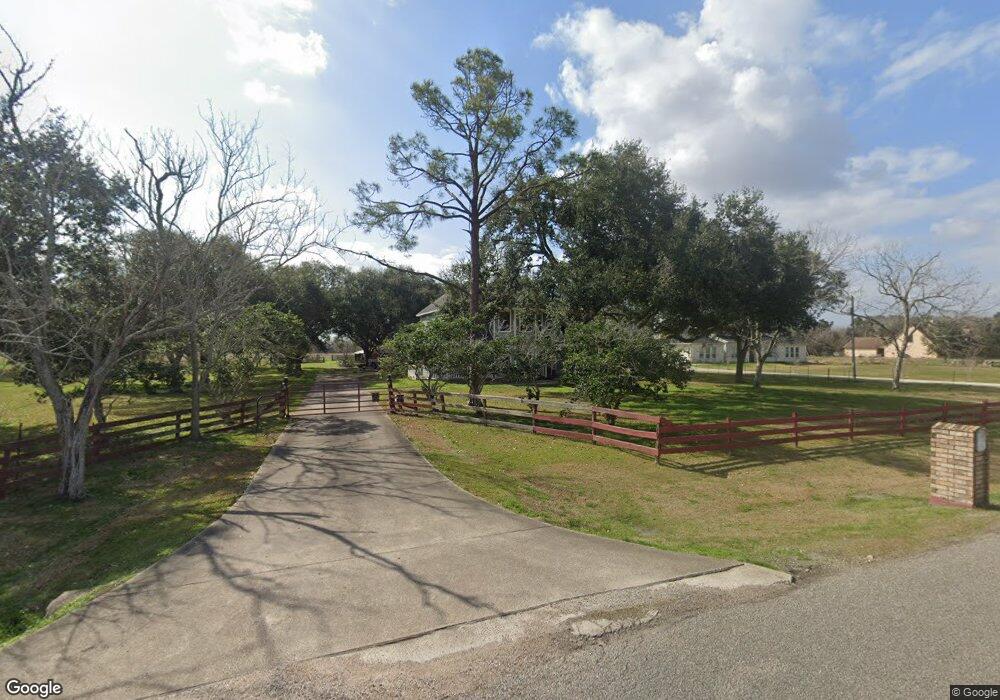 15570 County Road 185, Alvin, TX 77511 - photo 1