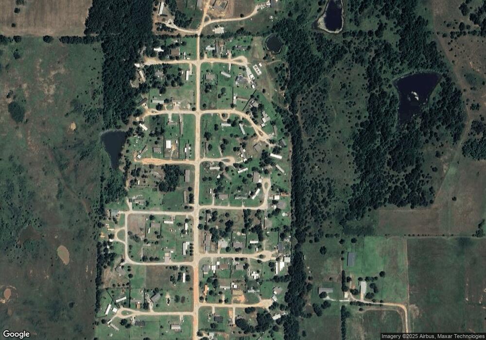 105 Oaks Ct, Shawnee, OK 74804 - photo 1