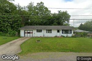 6959 E Sparta Ave, Magnolia, OH 44643