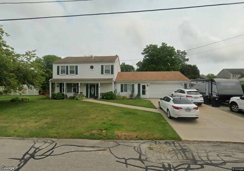 15 Joshua Weeks Ln, South Dartmouth, MA 02748 - photo 1