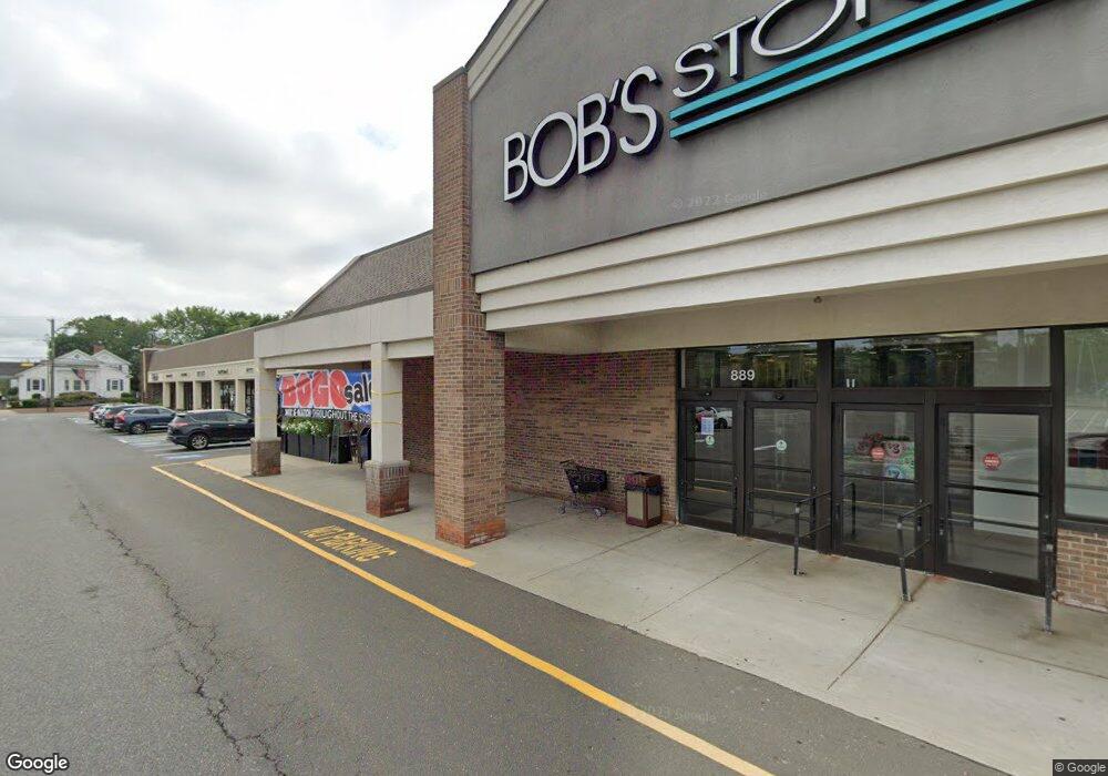 881 Post Rd, Fairfield, CT 06824 - photo 1